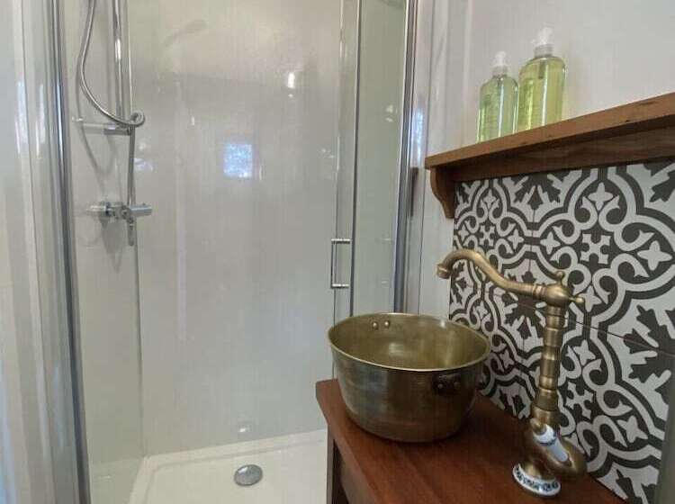 Отель Heywood Glamping