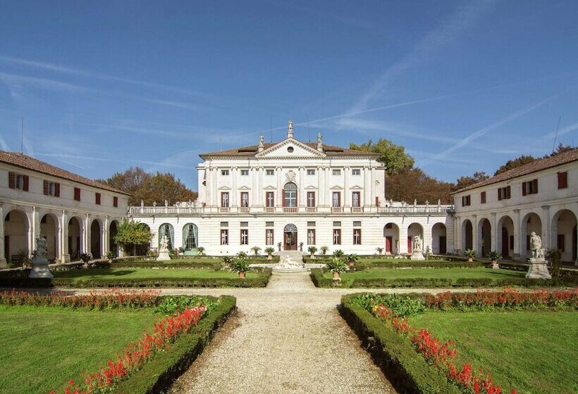 בית מלון כפרי Historic Venetian Style Castle In Piombino Dese With Pool