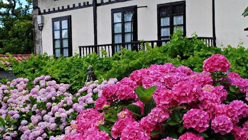 هتل Hostería De Quijas