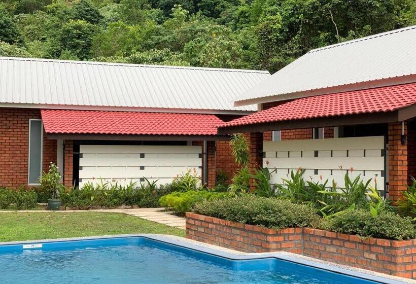 호텔 Hujung Kampung