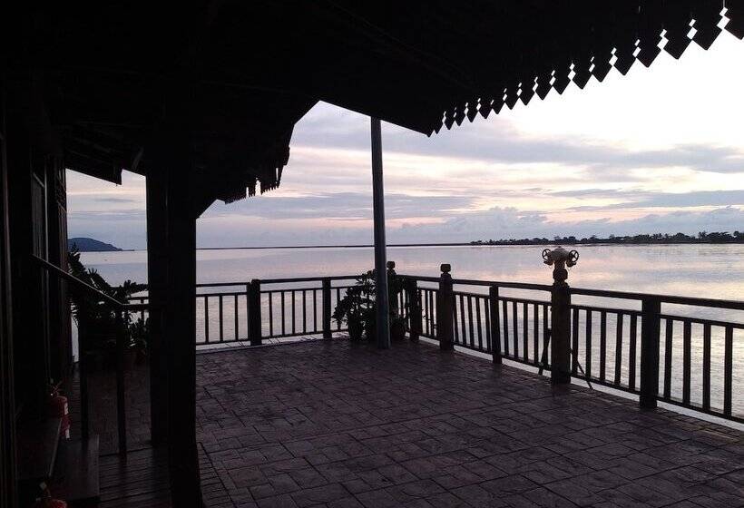 هتل Langkawi Lagoon Resort Water Chalet