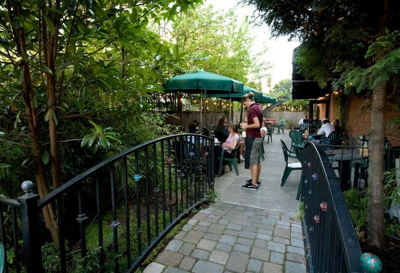 Отель Mcmenamins White Eagle