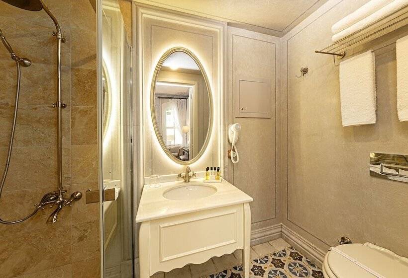 هتل Meroddi Barnathan