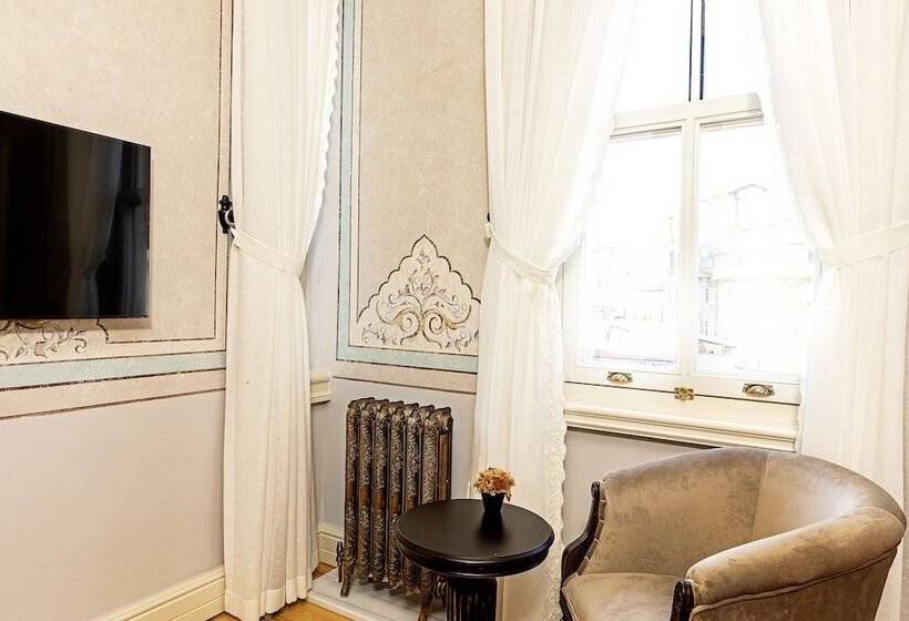 هتل Meroddi Barnathan