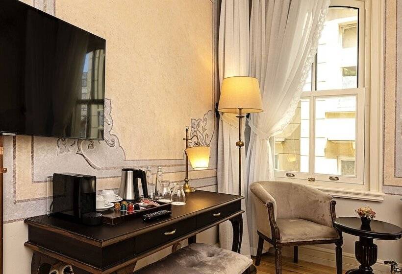 هتل Meroddi Barnathan