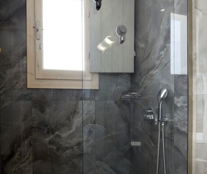 Отель Nalu Suites