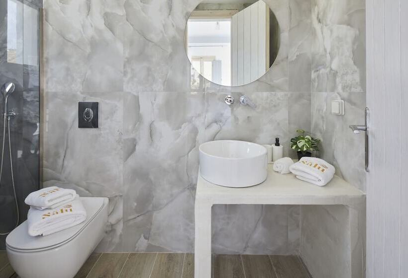 Отель Nalu Suites