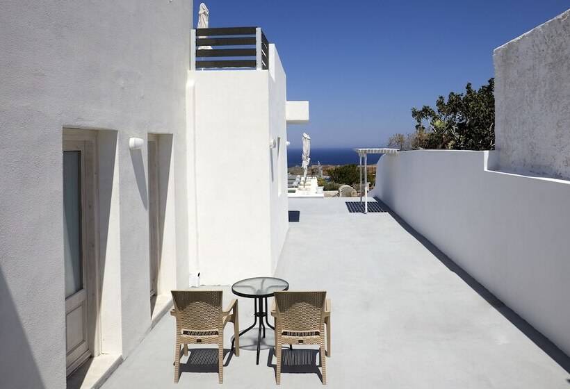 Отель Nalu Suites