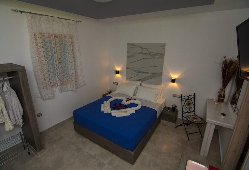 Отель Nalu Suites