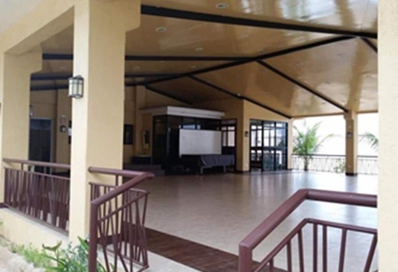 בית מלון כפרי Palm Seaside Inn And Beach Resort