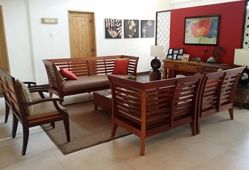 בית מלון כפרי Palm Seaside Inn And Beach Resort