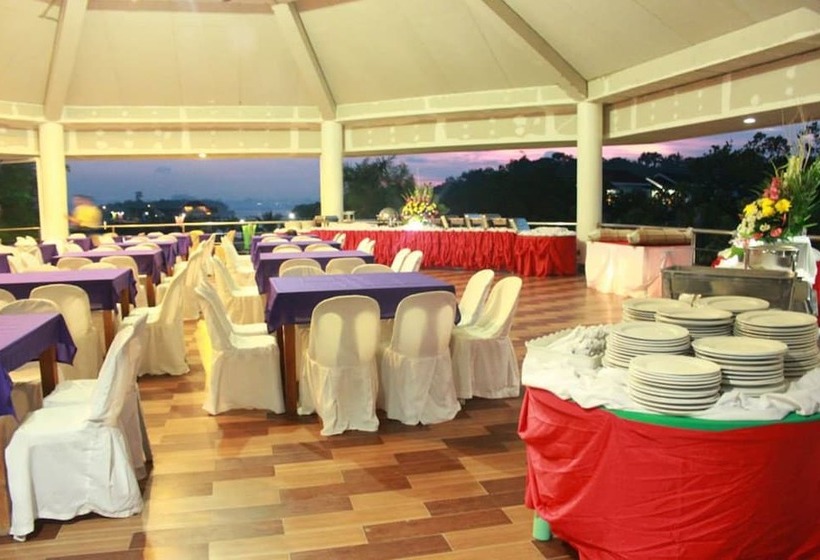 Отель Papa Kit's Marina And Fishing Lagoon