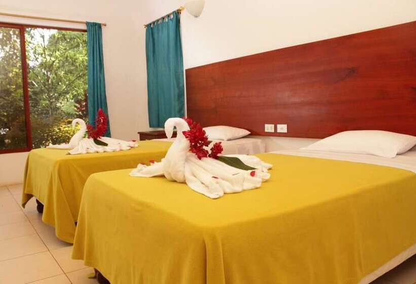 酒店 Piedras Blancas Lodge