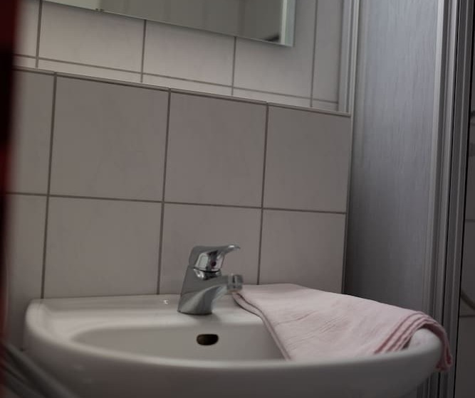 호텔 Radlstadl  Brauhaus Und