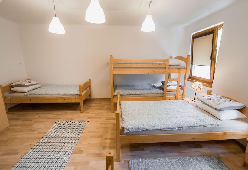 هتل Rooms Kozmus
