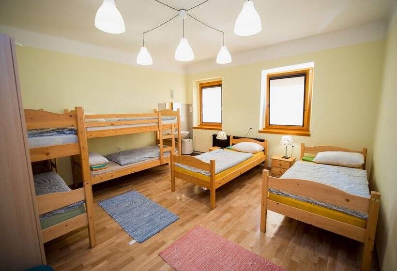هتل Rooms Kozmus