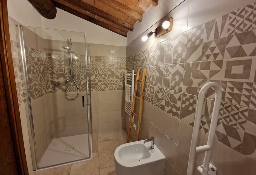 هتل روستایی Agriturismo Giù Al Pozzo