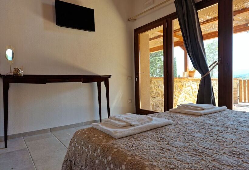 هتل روستایی Agriturismo Giù Al Pozzo