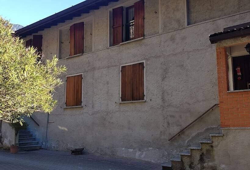 בית מלון כפרי Agriturismo La Vecchia Chioderia