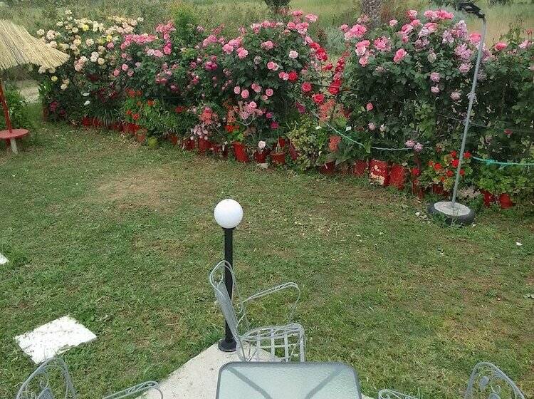 هتل روستایی Apartment Of Pirgi Thermis