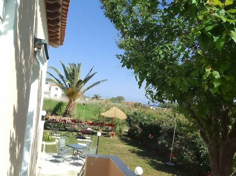 هتل روستایی Apartment Of Pirgi Thermis