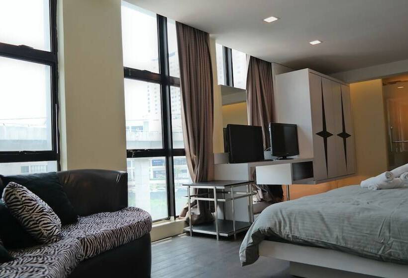 Отель Summer Oscar Boutique