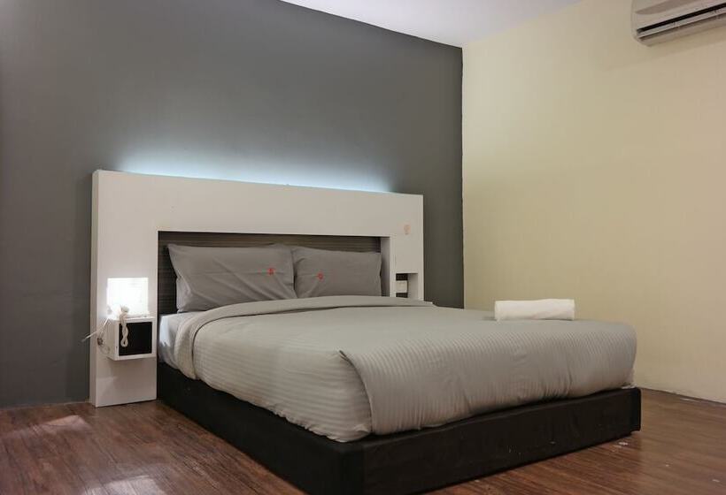 Отель Summer Oscar Boutique