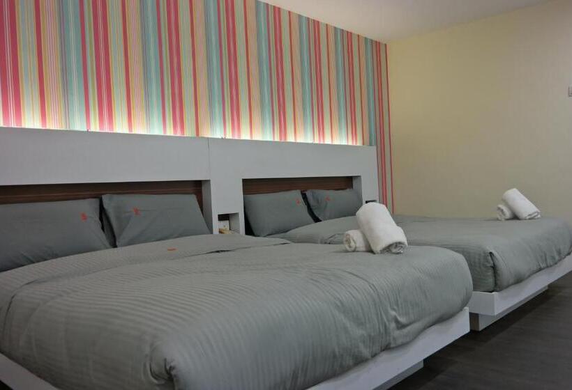 Отель Summer Oscar Boutique