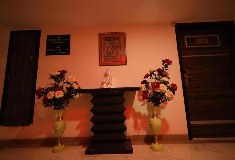 هتل Surasena Regal Vista Agra