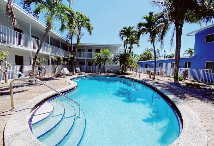 ホテル The Jasmine Apartments By Lowkl