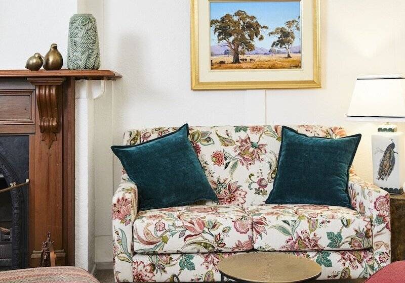 בית מלון כפרי The Nunnery And Spa At Brightlands