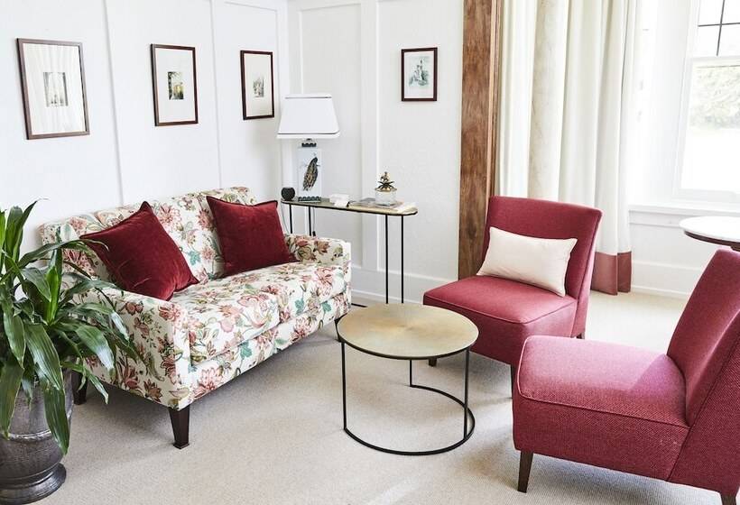 בית מלון כפרי The Nunnery And Spa At Brightlands