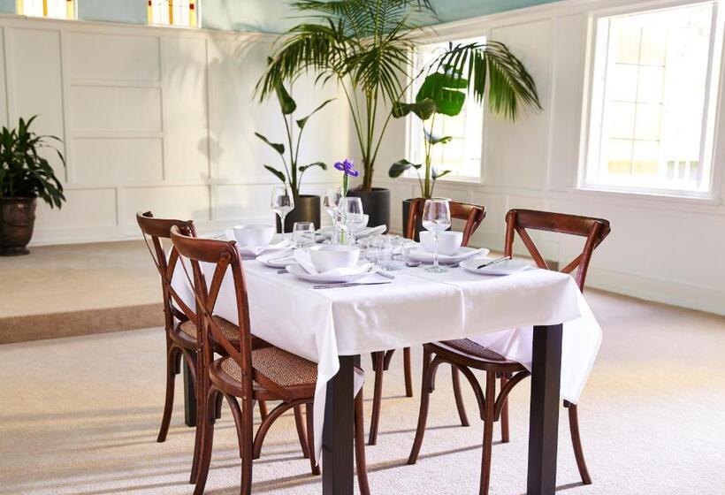 בית מלון כפרי The Nunnery And Spa At Brightlands