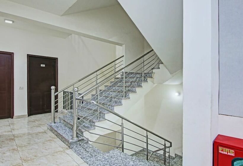 호텔 Treebo Amaya Inn Sector 72