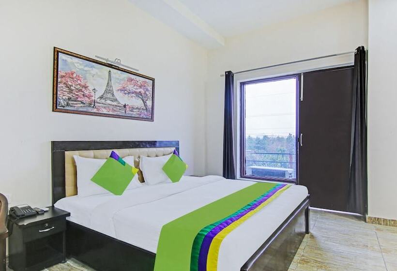 호텔 Treebo Amaya Inn Sector 72