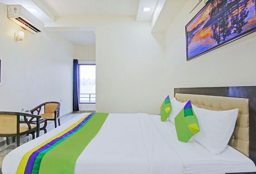 호텔 Treebo Amaya Inn Sector 72