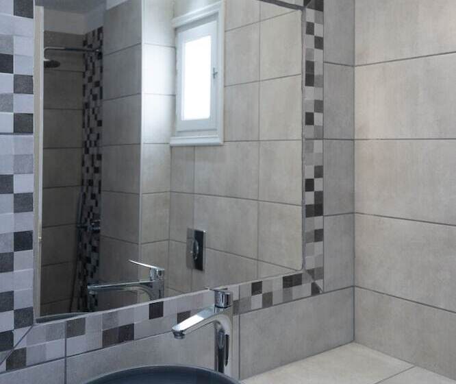 호텔 White Lily Suites & Lofts Adults Only 16 Plus