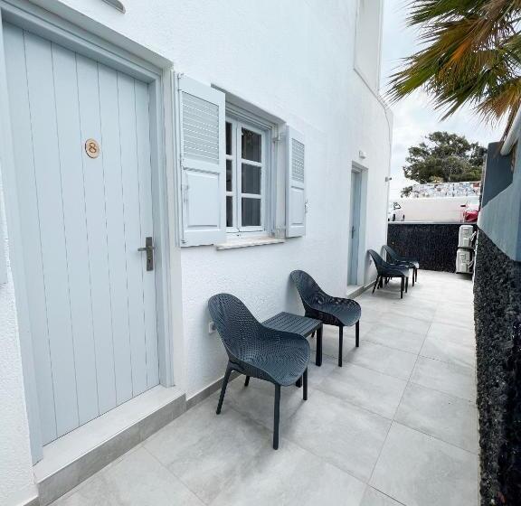 호텔 White Lily Suites & Lofts Adults Only 16 Plus