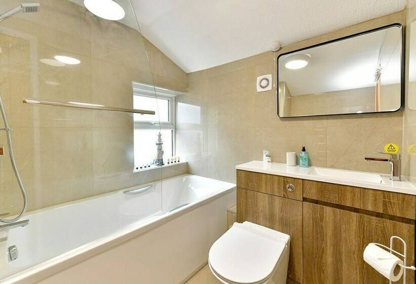 Just Stay Wales   Castle Square Cottage