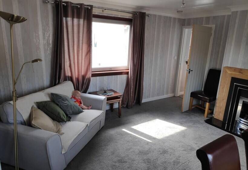 Lovely 2bd Flat In Picturesque Limekilns Fife
