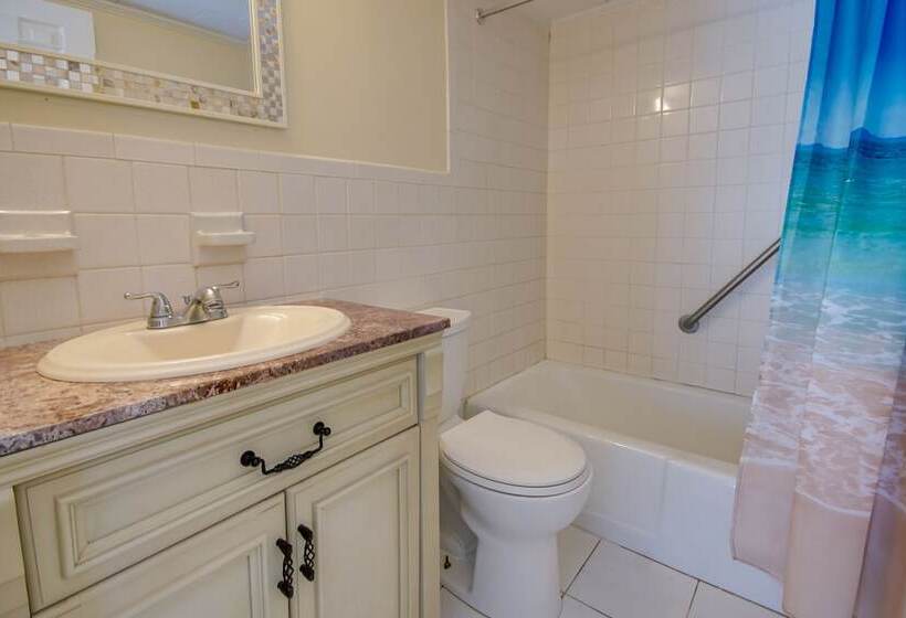 Majestic Hotel & Apartments