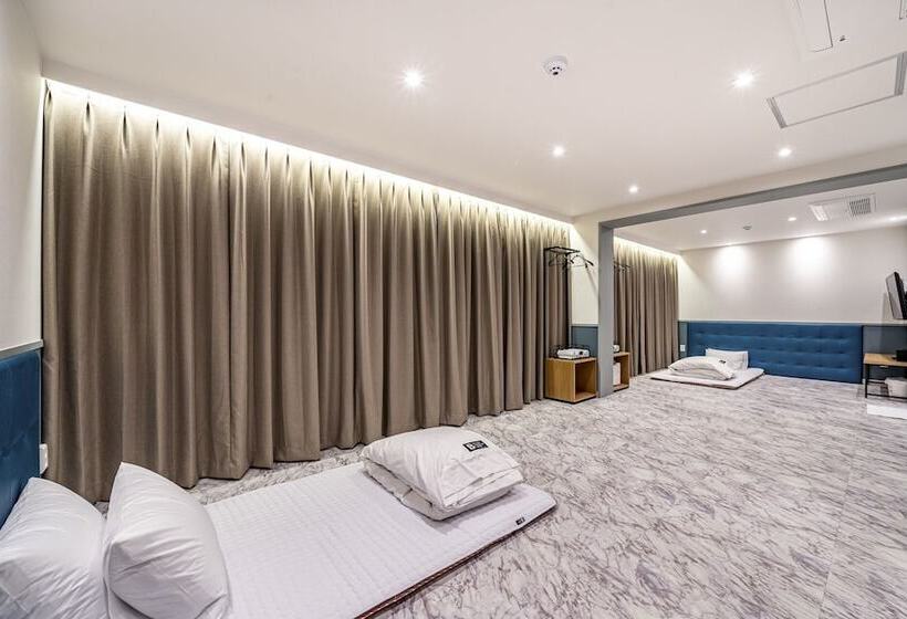 모텔 Busan Songjeong Brooks