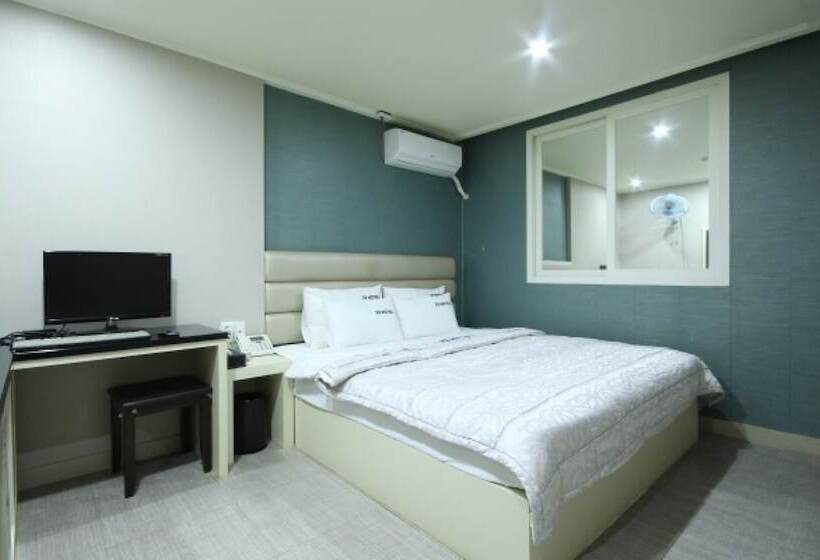 فندق على الطريق Busan Suyeong S