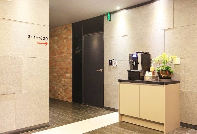 فندق على الطريق Gwangju Cheomdan Ferrari