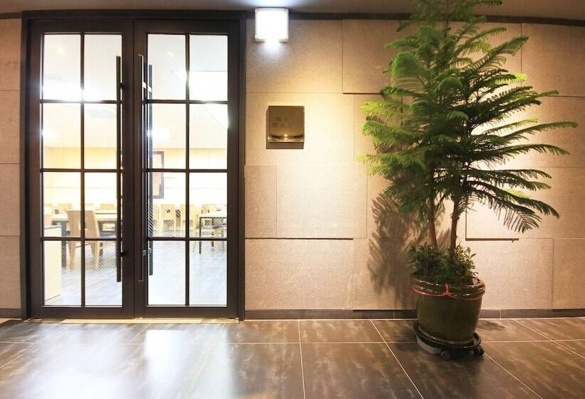 فندق على الطريق Gwangju Cheomdan Ferrari