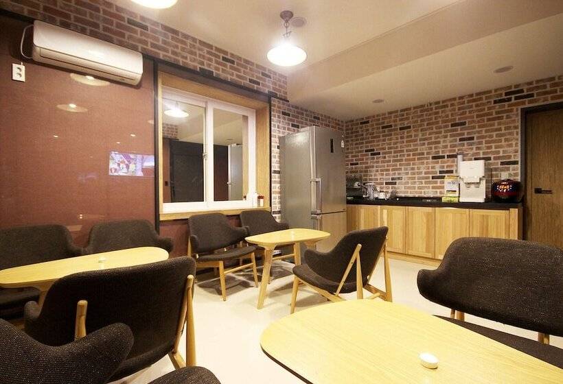 모텔 Gwangju Hanam Mvp Business