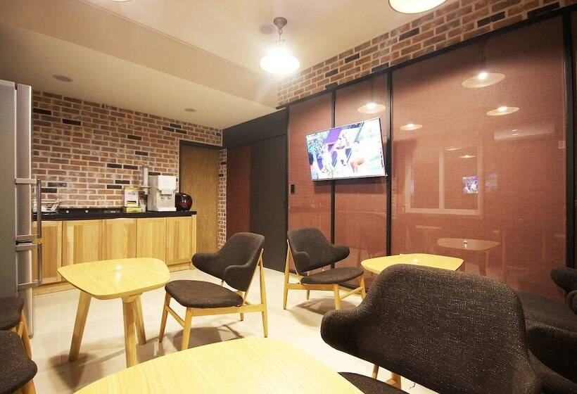 모텔 Gwangju Hanam Mvp Business