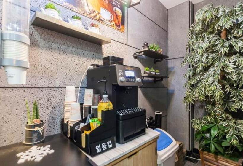 فندق على الطريق Gwangju Hanam Some Business