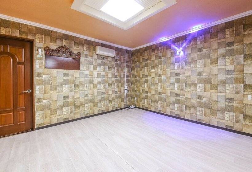 Motel Gwangju Hwajeongdong Noblesse Business