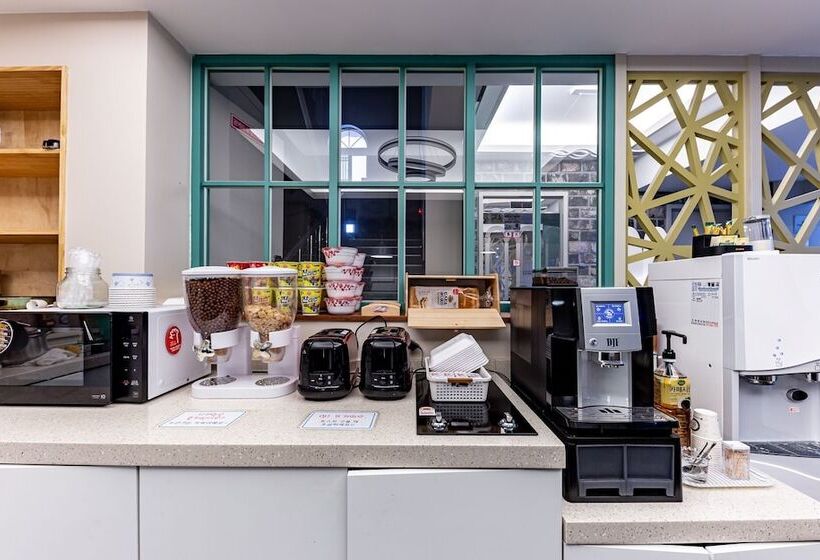 汽车旅馆  Gwangju Sinan Yeogiseo Jaja